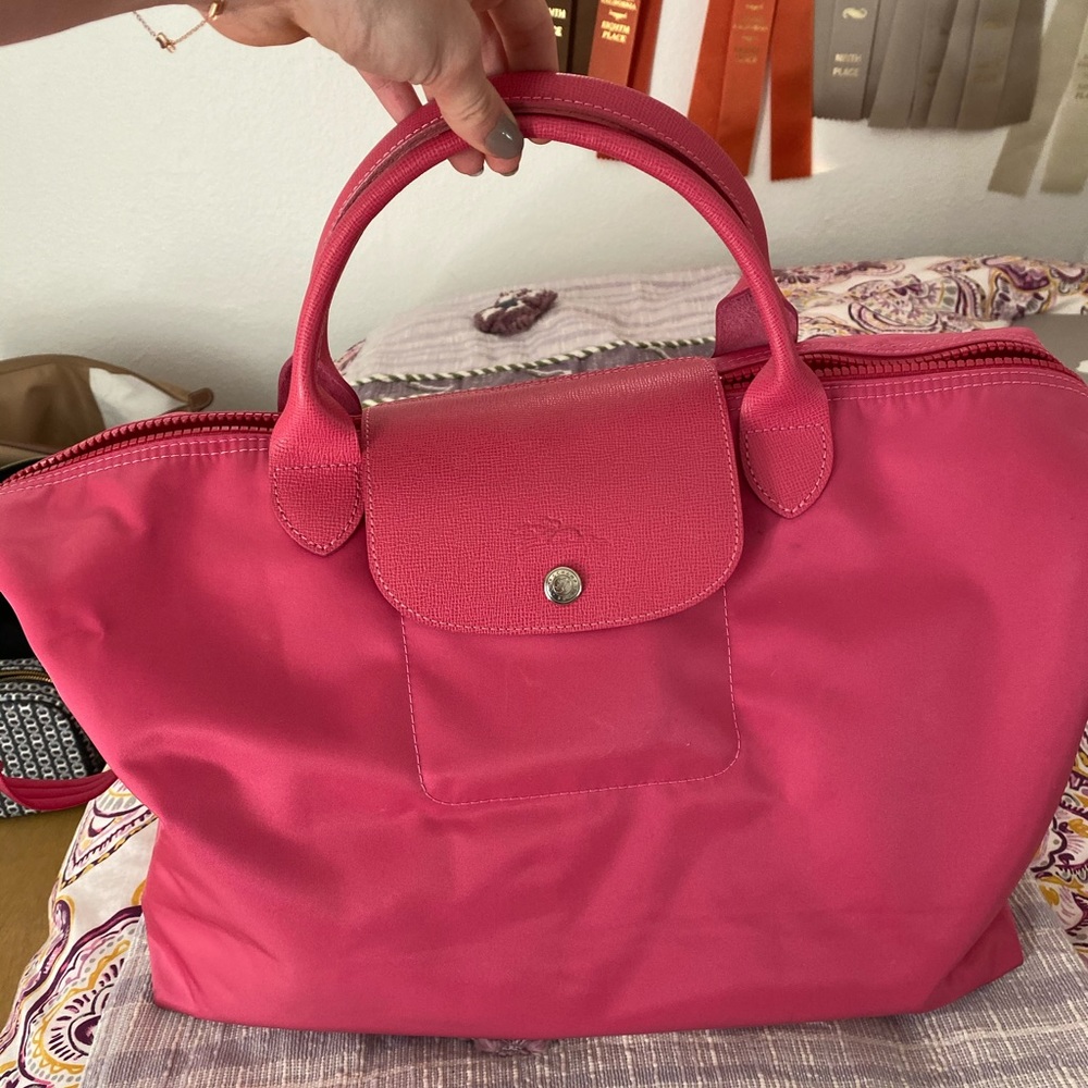 Striking Longchamp